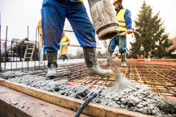 Best Concrete Sidewalk Installation in Woodburn, IN